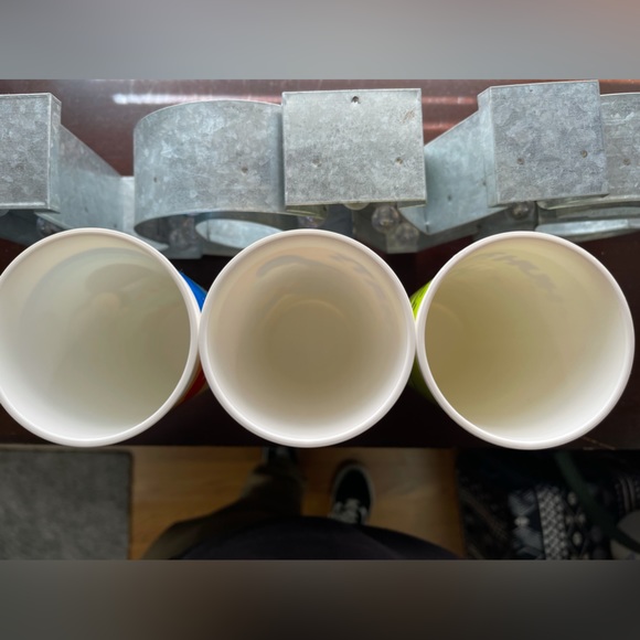 Vintage Tupperware Disney Cups Mickey Mouse, Donald Duck, Goofy 16oz Plastic Cup - Picture 4 of 5